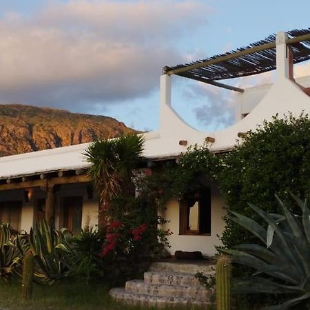 Hotel Texas Cafayate Bagian luar foto
