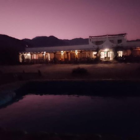 Hotel Texas Cafayate Bagian luar foto