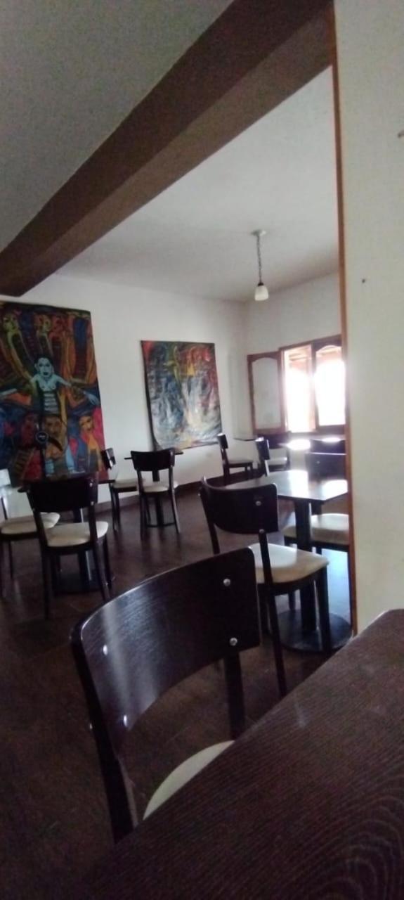 Hotel Texas Cafayate Bagian luar foto