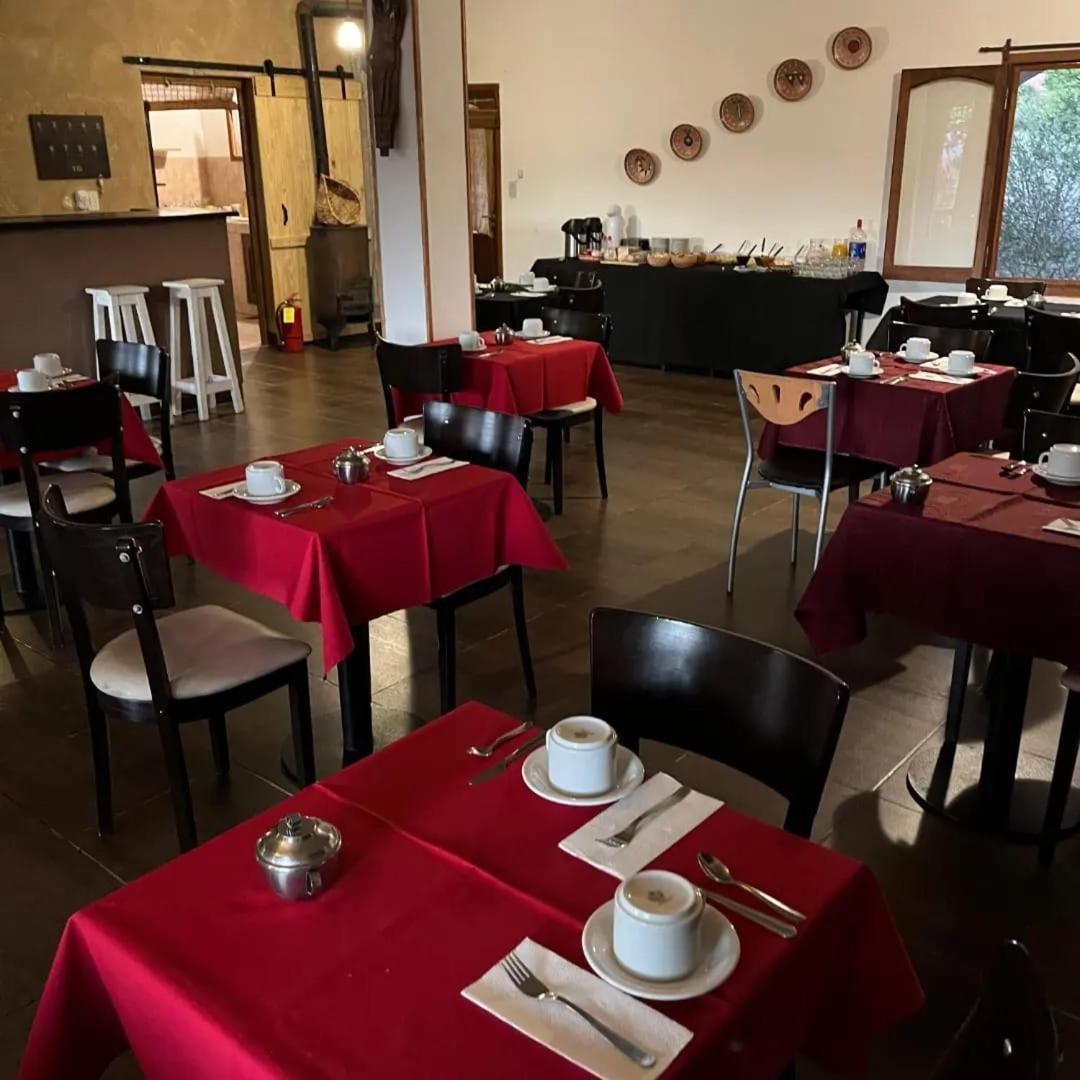 Hotel Texas Cafayate Bagian luar foto